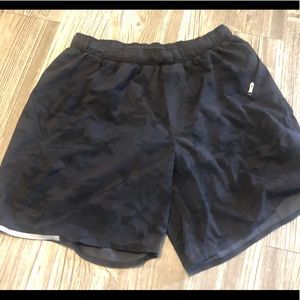 LULU LEMON CAMOUFLAGE TRAINING SHORTS